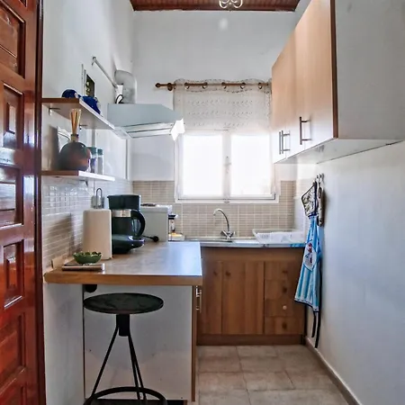 Nana House 2 *