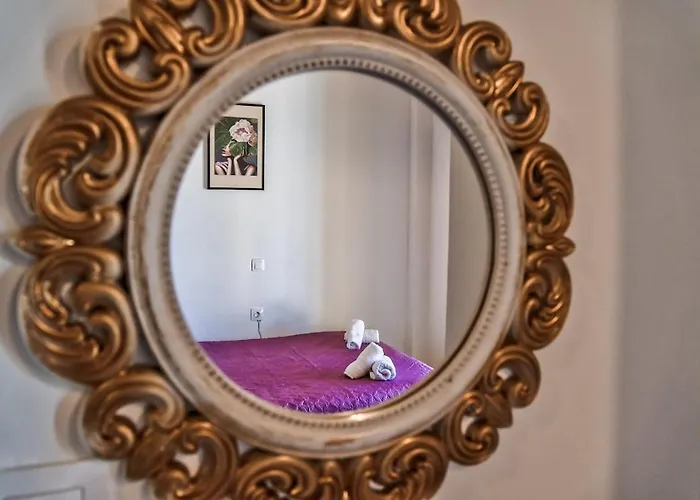 Nana House 2 *