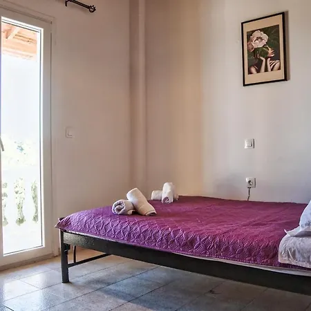 Semesterbostad Nana House 2 *