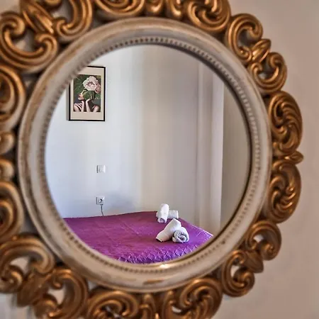Nana House 2 *